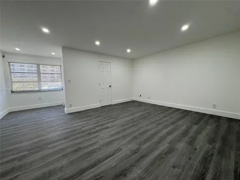 2318 NE 7th Street Hallandale Beach FL 33009