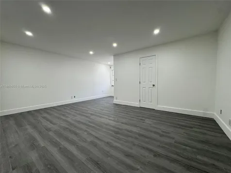 2318 NE 7th Street Hallandale Beach FL 33009