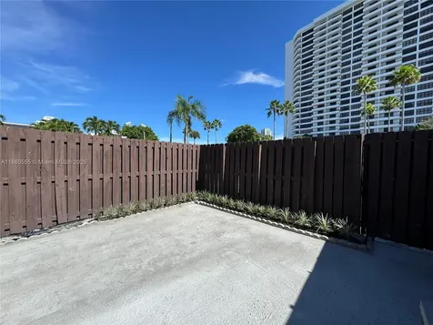 2318 NE 7th Street Hallandale Beach FL 33009