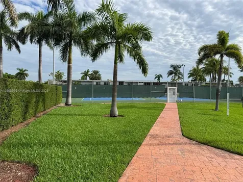 2318 NE 7th Street Hallandale Beach FL 33009