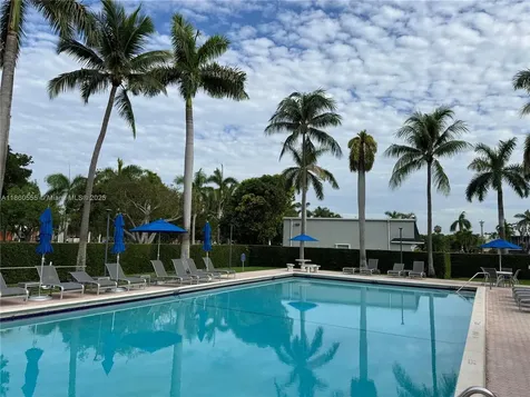 2318 NE 7th Street Hallandale Beach FL 33009