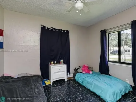 115 Marion Road West Park FL 33023
