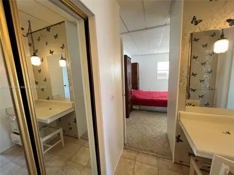 12020 Iguana Bay Boynton Beach FL 33436