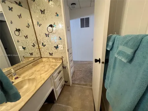 12020 Iguana Bay Boynton Beach FL 33436