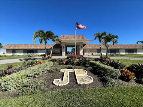 12020 Iguana Bay Boynton Beach FL 33436