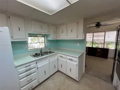 12020 Iguana Bay Boynton Beach FL 33436