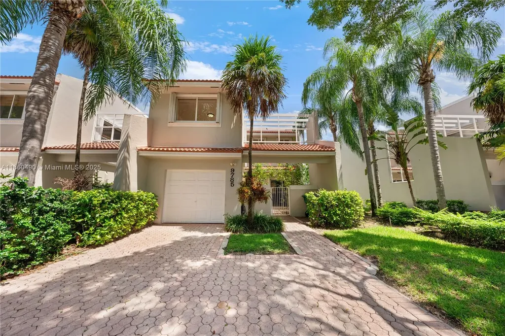 9785 NW 45th Lane Doral FL 33178