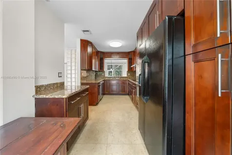 9785 NW 45th Lane Doral FL 33178