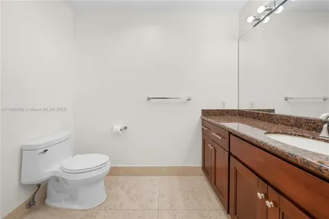9785 NW 45th Lane Doral FL 33178
