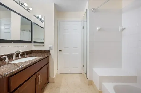 9785 NW 45th Lane Doral FL 33178