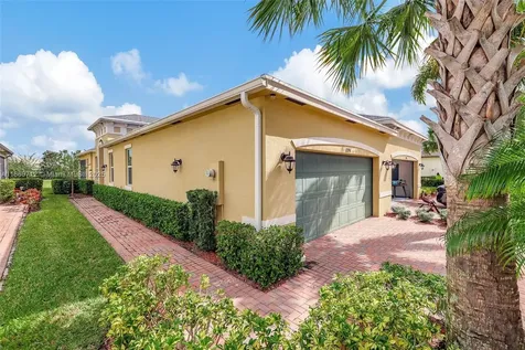12794 SW Lake Fern Circle Port St. Lucie FL 34987