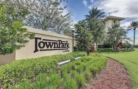 12794 SW Lake Fern Circle Port St. Lucie FL 34987