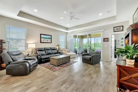 12794 SW Lake Fern Circle Port St. Lucie FL 34987