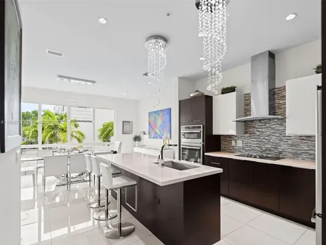 10509 NW 66th Street Doral FL 33178