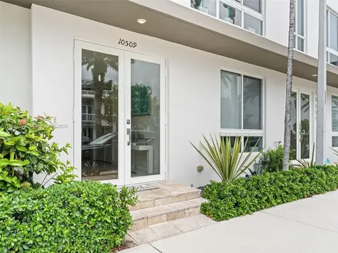 10509 NW 66th Street Doral FL 33178