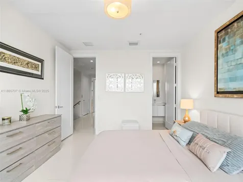 10509 NW 66th Street Doral FL 33178