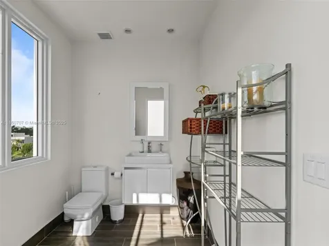 10509 NW 66th Street Doral FL 33178