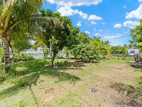 545 NW 10th Street Homestead FL 33030