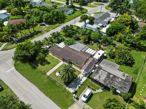 545 NW 10th Street Homestead FL 33030