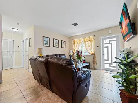 545 NW 10th Street Homestead FL 33030