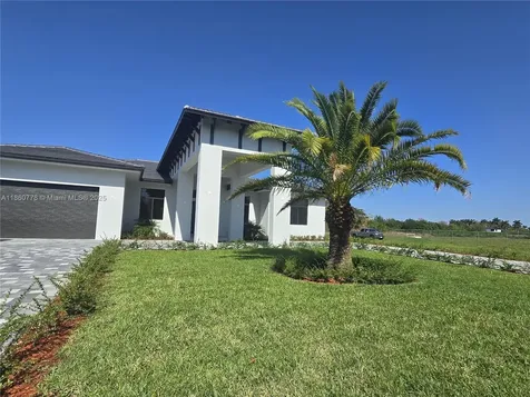23840 SW 209th Place Homestead FL 33031
