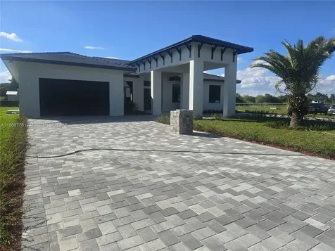 23840 SW 209th Place Homestead FL 33031