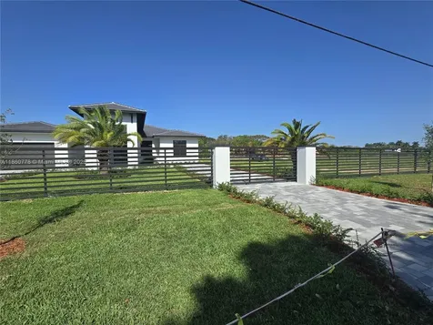23840 SW 209th Place Homestead FL 33031