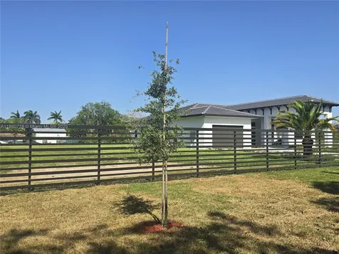 23840 SW 209th Place Homestead FL 33031