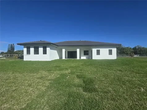 23840 SW 209th Place Homestead FL 33031