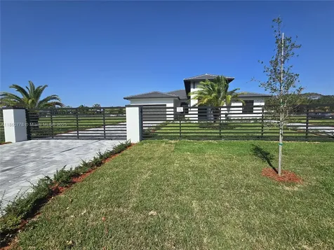 23840 SW 209th Place Homestead FL 33031