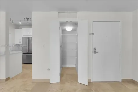 1 Century Lane Miami Beach FL 33139