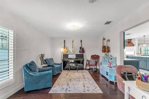 8725 SW 83rd Street Miami FL 33173