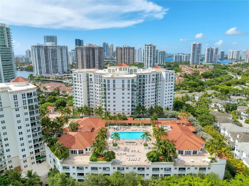 19900 E Country Club Drive Aventura FL 33180