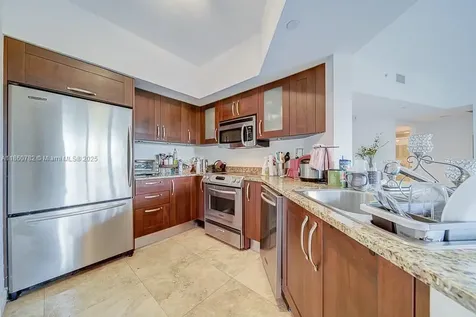 19900 E Country Club Drive Aventura FL 33180