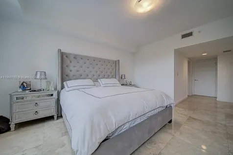 19900 E Country Club Drive Aventura FL 33180