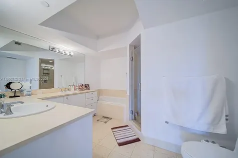 19900 E Country Club Drive Aventura FL 33180