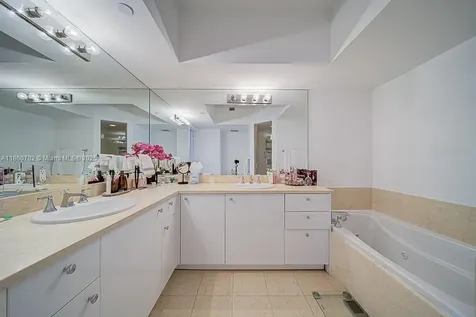 19900 E Country Club Drive Aventura FL 33180