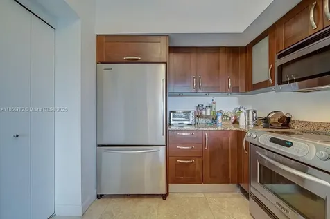 19900 E Country Club Drive Aventura FL 33180