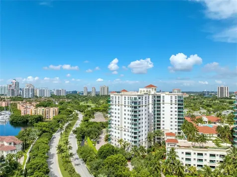 19900 E Country Club Drive Aventura FL 33180
