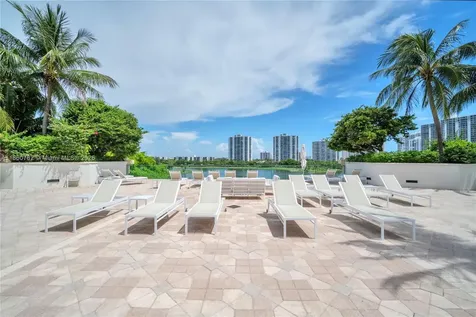 19900 E Country Club Drive Aventura FL 33180