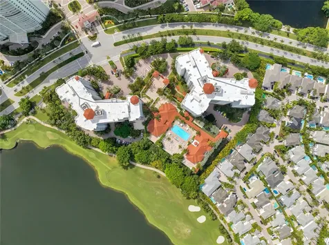 19900 E Country Club Drive Aventura FL 33180