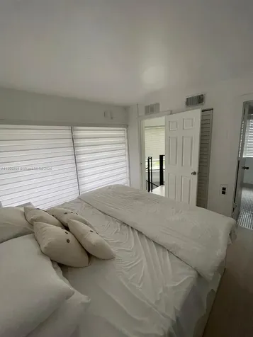 3036 SW 27th Avenue Miami FL 33133