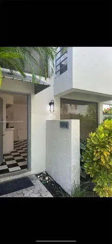 3036 SW 27th Avenue Miami FL 33133