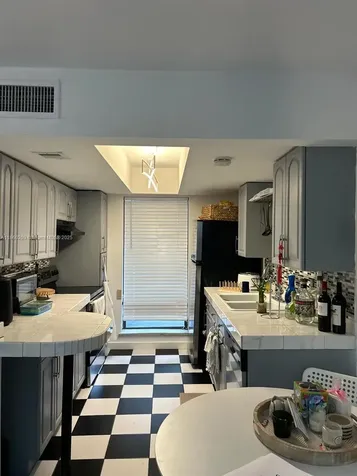 3036 SW 27th Avenue Miami FL 33133