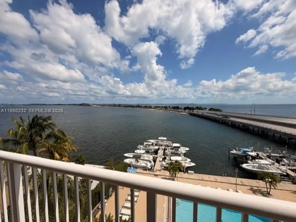 150 SE 25th Road Miami FL 33129