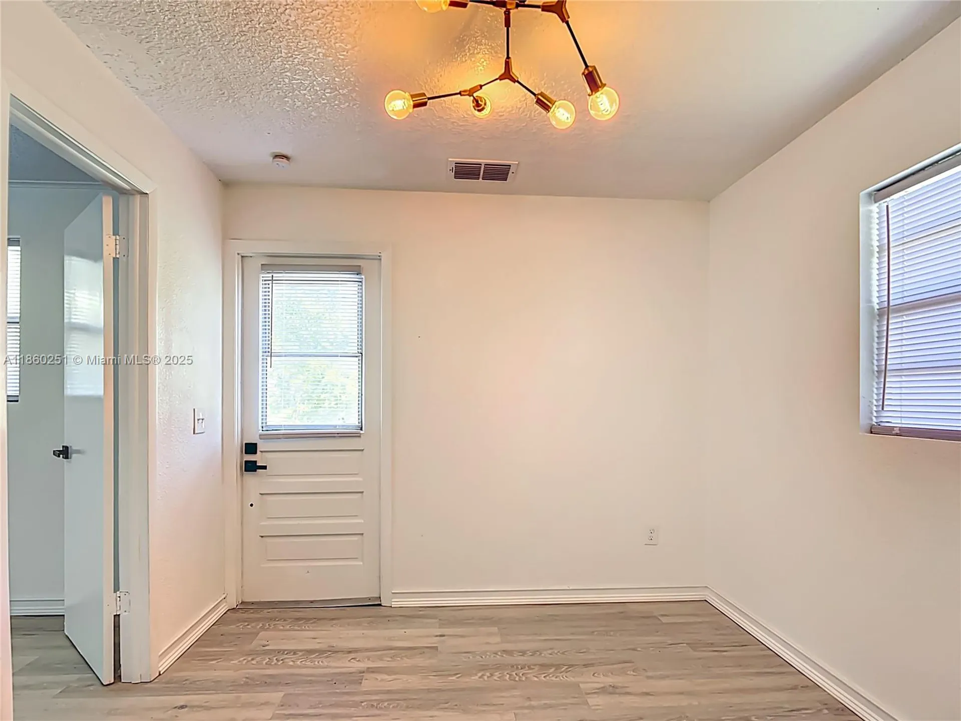 8781 S Lakeshore Drive Floral City Other City - In The State Of Florida FL 34436