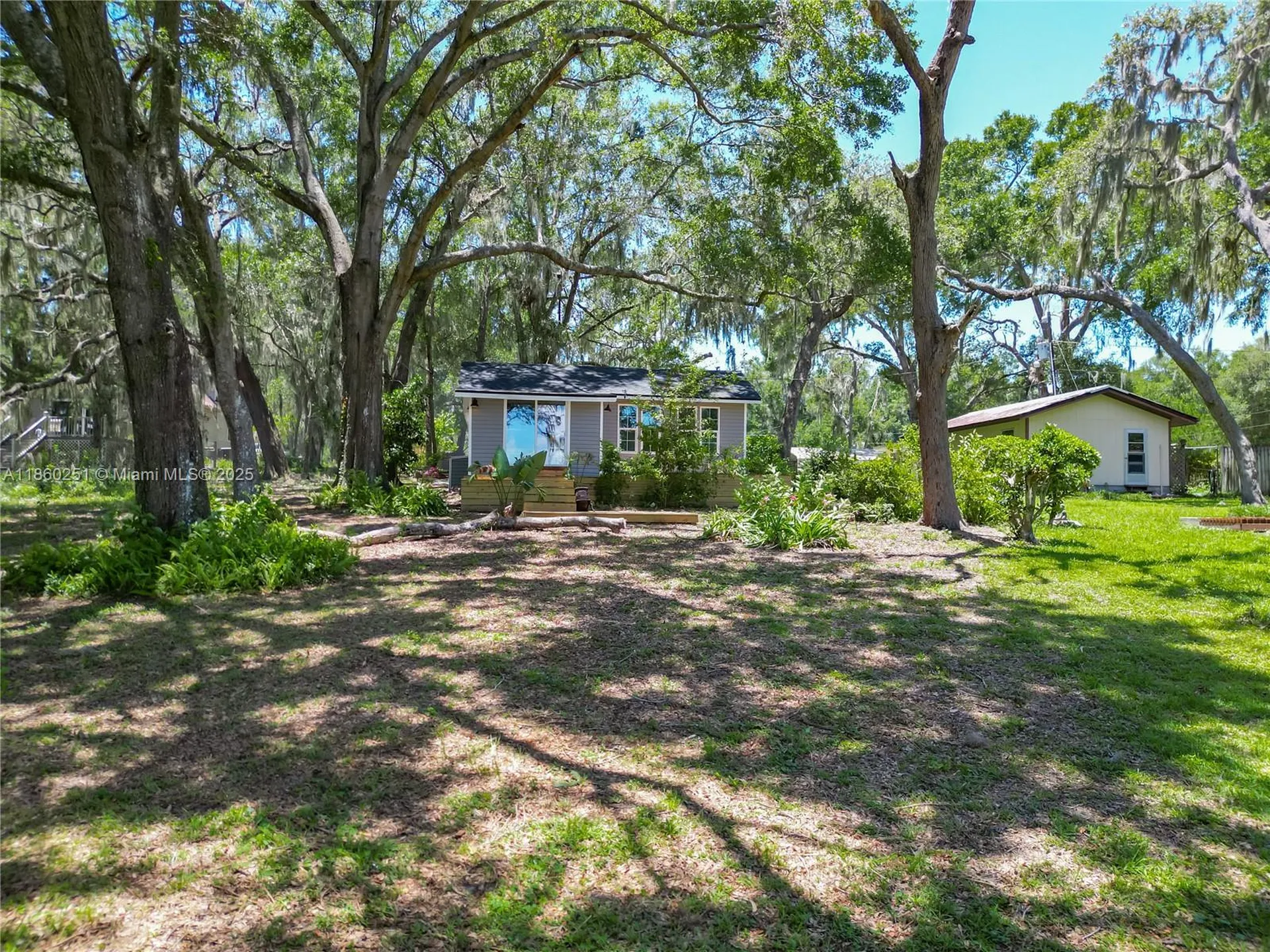 8781 S Lakeshore Drive Floral City Other City - In The State Of Florida FL 34436