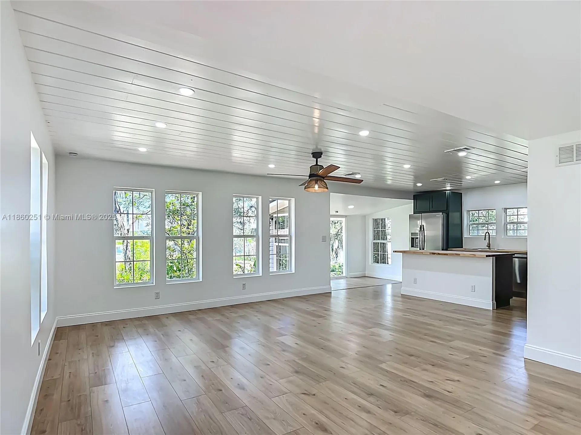 8781 S Lakeshore Drive Floral City Other City - In The State Of Florida FL 34436