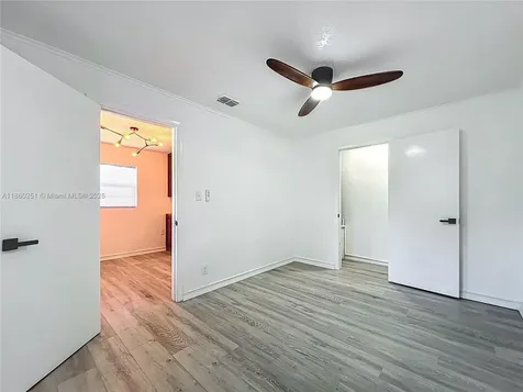 8781 S Lakeshore Drive Floral City Other City - In The State Of Florida FL 34436