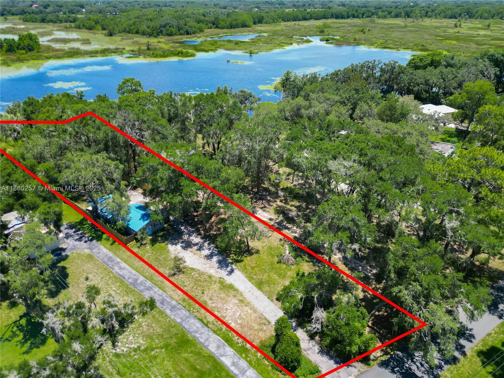 8781 S Lakeshore Drive Floral City Other City - In The State Of Florida FL 34436